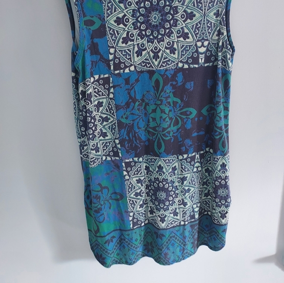 Patterned long top - Picture 4 of 6